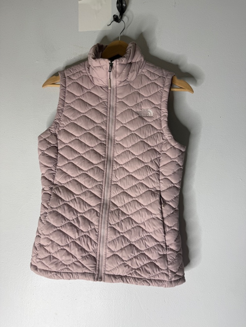 The North Face Vest Pale Pink ThermoBall Quilted‎ Full Zip Insulated XS